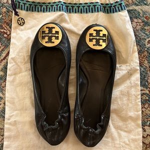 Tory Burch Minnie Travel Flat Black and Gold